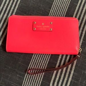 Kate Spade Large Coral wallet